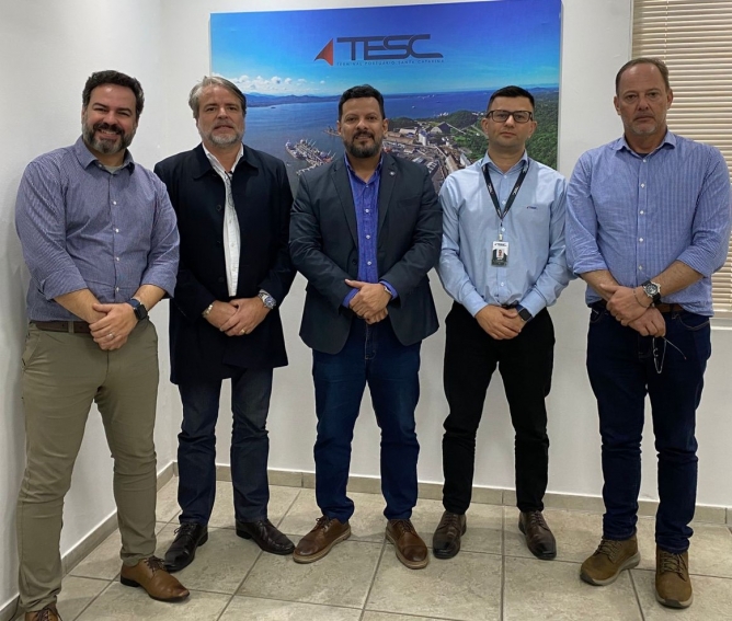 TESC recebe visitas da autoridade portu&aacute;ria da Bahia e do comando da Pol&iacute;cia Militar do norte catarinense