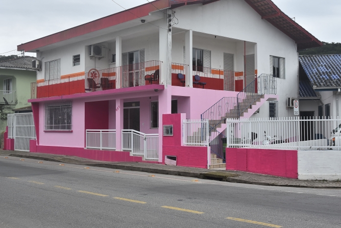 S&atilde;o Francisco do Sul inova para atender a sa&uacute;de feminina com a inaugura&ccedil;&atilde;o do Centro de Refer&ecirc;ncia e Atendimento &agrave; Sa&uacute;de da Mulher, no bairro Rocio Pequeno.